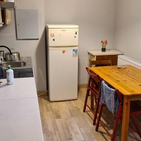 Urocze Apartamenty Na Wsi Goledzinow Экстерьер фото