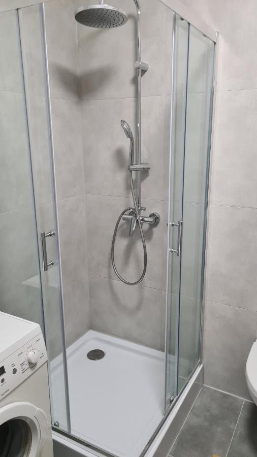 Urocze Apartamenty Na Wsi Goledzinow Экстерьер фото